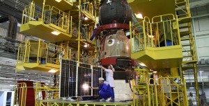 Проверка солнечных батарей корабля «Союз МС-14»